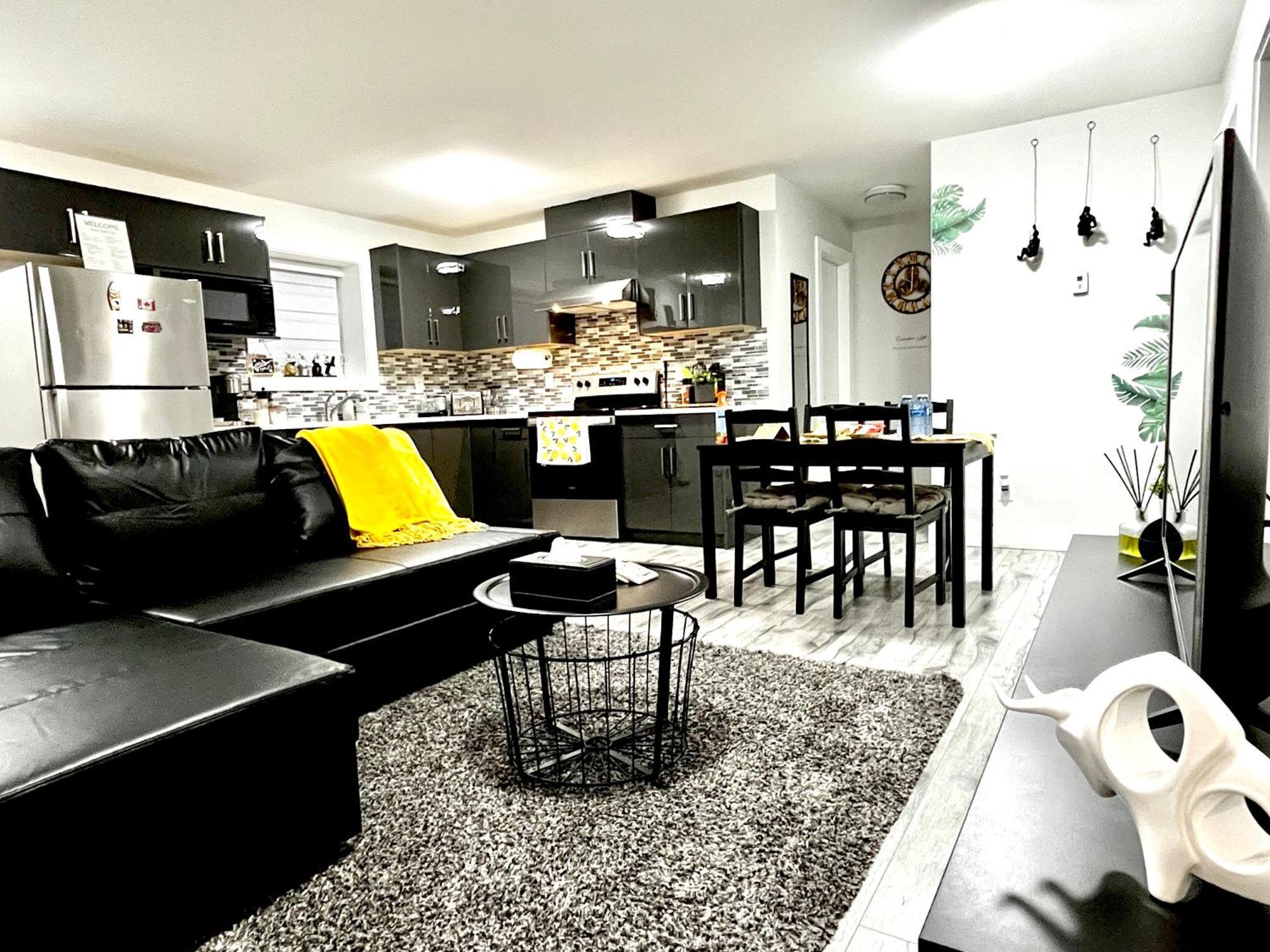 Luxurious & Stylish Two Bedroom Suite, Full Kitchen, Close To Vancouver Delta Eksteriør bilde